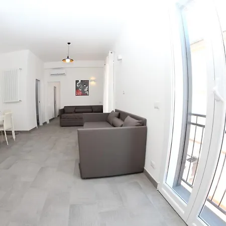 Capodimonte Hill By *